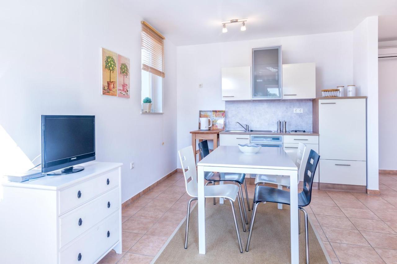 Ferienwohnung Pinia Medulin Exterior foto
