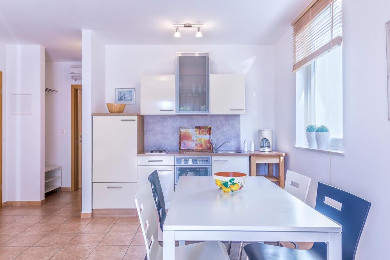 Ferienwohnung Pinia Medulin Exterior foto